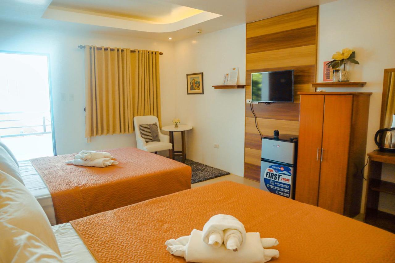 Youhan Beach Resort San Antonio  Exterior photo